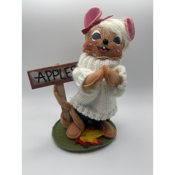 Annalee 2021 Apple Orchid 6” Fall Mouse Doll New But Missing Apples - Picture 1 of 7